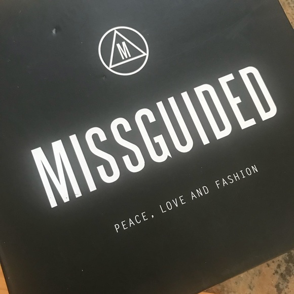 ‼️SOLD‼️ - Picture 3 of 4